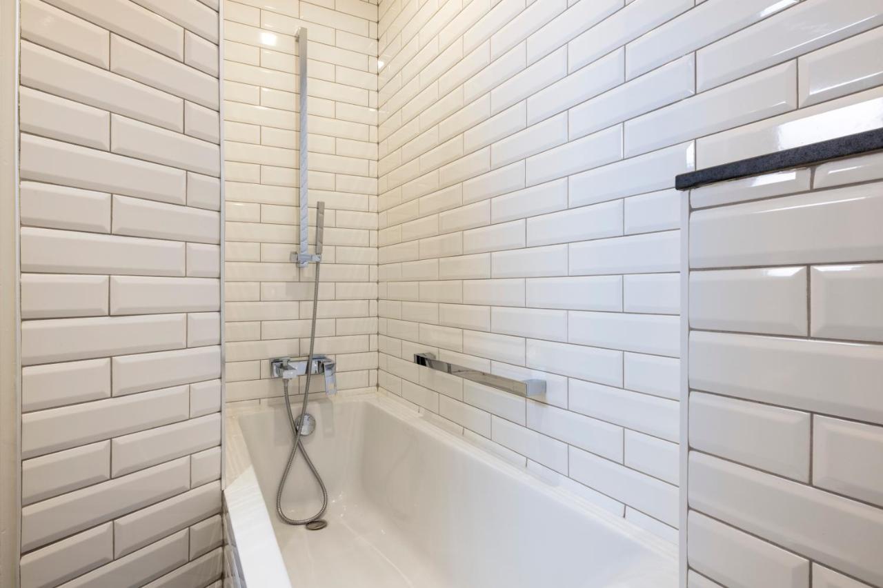 Pavillon Monceau 4*